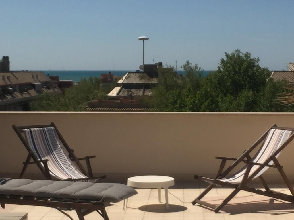 Attico Al Mare Apartment Lido di Ostia Exterior photo